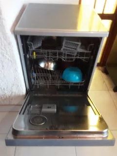 Dishwasher LD-2131SH. As good as new. In perfect working condition. Suitable for larger families.