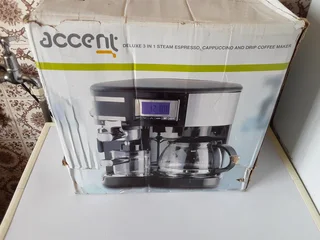Coffee Machine Accent Deluxe, 3 in 1 Steam Espresso, Capuchino and Drip Coffee Maker. As good as new
