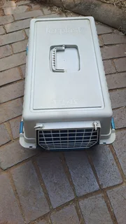 Animal Carrying Box Atlas 20 By Ferplast. As Good As New.