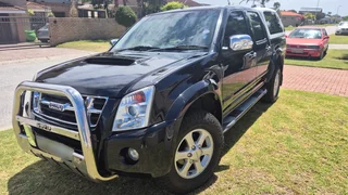 2010 Isuzu KB300 Double Cab