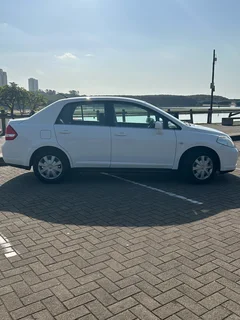 Automatic, only 97 000kms FSH agents