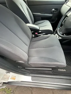 Automatic, only 97 000kms FSH agents. A must see!!!