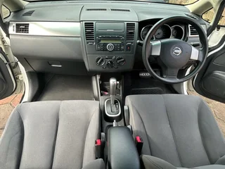 Automatic, only 97 000kms FSH agents. A must see!!!