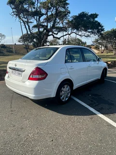 Automatic, only 97 000kms FSH agents