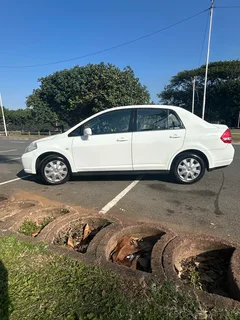 Automatic, only 97 000kms FSH agents