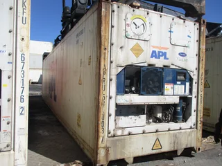 REEFER SHIPPING CONTAINER