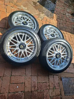 17 Inch Vogue Racing Heart Rims ∧ Tyres