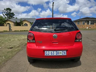 Polo vivo AUTOMATIC 1.4i