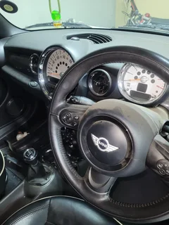 2011 Mini Cooper S