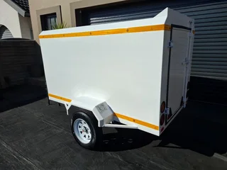 2026 SPUTNIK Travel / Tour Trailers