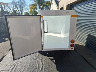 2026 SPUTNIK Travel / Tour Trailers