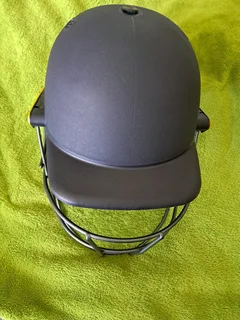 2 x Masuri C-line Cricket Helmet, Senior Large (61 - 64cm)