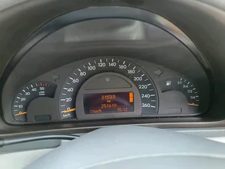 2003 Mercedes Benz C270 CDI Auto in Mint condition for Sale