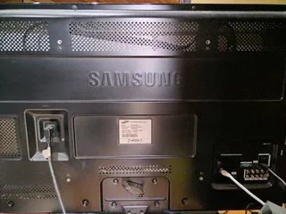 Samsung 42'' plasma tv