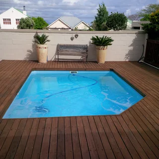 FIBREGLASS SWIMMING POOLS FOR SALE