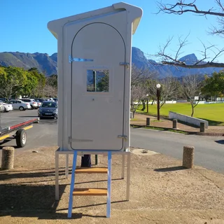 Top Quality Fibreglass Security Huts for sale - Keep your guards out of the wet cold weather.