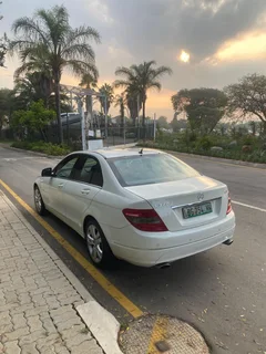 Mercedes Benz C320