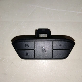 Xbox One Controller Headset adaptor
