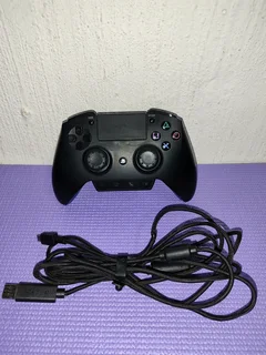 Razer raiju Wired PS4/PC controller with Original cable