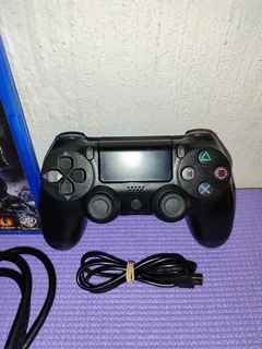 PlayStation 4 Slim, 500gb, 1 Generic Controller, 1 Free controller, all cable