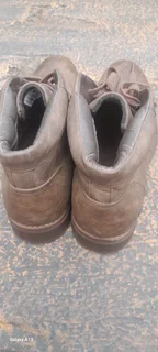 Shoes URBANART Never used. Very strong good quality. Size 7 Huge bargain. R600 Watsapp 0826834702