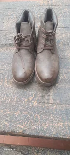 Shoes URBANART Never used. Very strong good quality. Size 7 Huge bargain. R600 Watsapp 0826834702