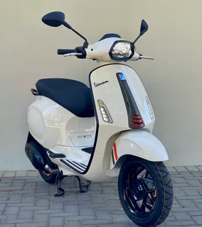 2025 Vespa Sprint 150 – Only 150 Km