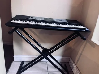 Yamaha PSR E233 Keyboard