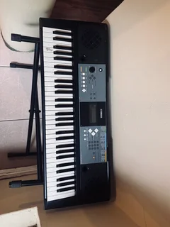 Yamaha PSR E233 Keyboard
