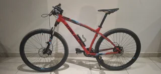 Titan rogue racing mtb 29er (M)*lots of extras*