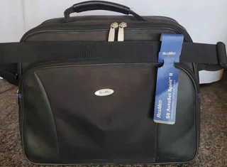 ResMed S8 AutoSet Spirit II CPAP Machine - Excellent Condition, Low Usage