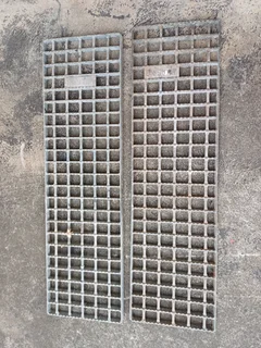 Galvanised steel driveway grids