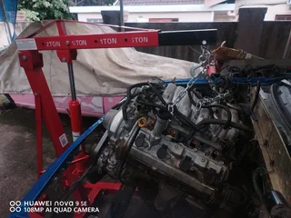 Engine crane for hire