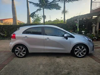 2017 Kia Rio Hatchback for Sale.