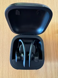 Powerbeats Pro Black