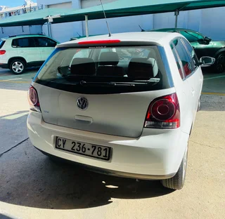 2016 polo Vivo Auto - VERY LOW KM