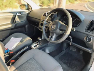 Polo vivo auto 30 000km!