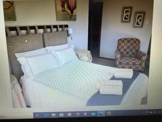 Bachelors Flat to rent- ( minimum term 11 months)