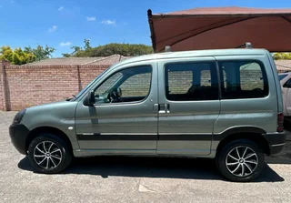 Peugeot Parthner Raid Limited Spec, 2.0 HDI Dual Sliding Doors Low Kms