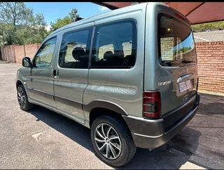 Peugeot Parthner Raid Limited Spec, 2.0 HDI Dual Sliding Doors Low Kms