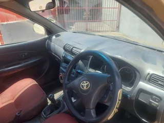 2010 Toyota Avanza MPV/Bus