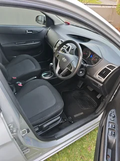 Automatic Hyundai i20 1.4 Facelift