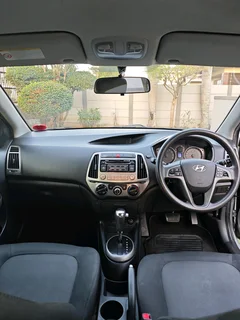 Automatic Hyundai i20 1.4 Facelift