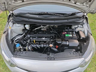 Automatic Hyundai i20 1.4 Facelift