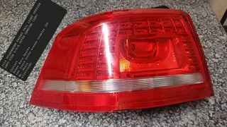 2014 VOLKSWAGEN PASSAT TAIL LIGHT OFFSIDE LEFT-SIDE O/S/R OUTER GENUINE (LED)