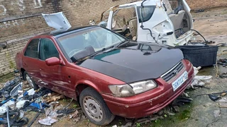 Toyota camry 2.0 automatic for stripping