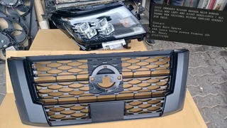 2022 Onwards Nissan Navara Main Bumper Grill And Left And Right Headlights ( All Brand New Original