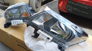 Headlights, Nissan Navara Np300 Facelift 2021-2023 Normal Left and Right.Contact Ryhen Auto Spares