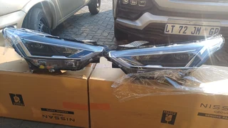 Nissan Magnite 1.0 Acenta Plus Cvt 2020-2023 Headlights/headlamps Led (Left abd Right Side)Contact R