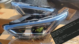 Nissan Magnite 1.0 Acenta Plus Cvt 2020-2023 Headlights/headlamps Led (Left abd Right Side)Contact R